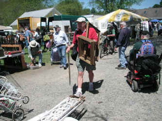 PICT1098_1200x900.jpg (293546 bytes)