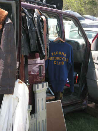 PICT1112_900x1200.jpg (158702 bytes)