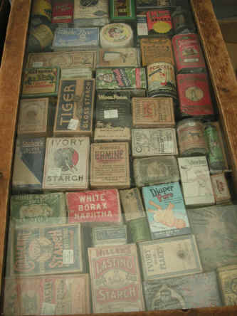 PICT1209_900x1200.jpg (176039 bytes)