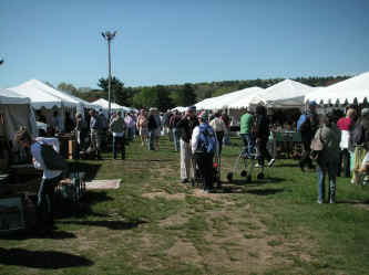 PICT1211_1200x900.jpg (206051 bytes)