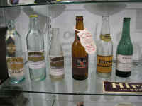 PICT7603_1600x1200.jpg (124587 bytes)