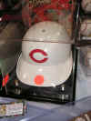 Reds70sBatHelmet.JPG (773759 bytes)