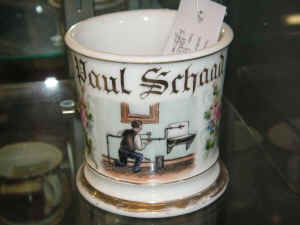 pict8071.jpg (164132 bytes)