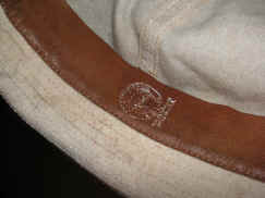 pict8525.jpg (216898 bytes)