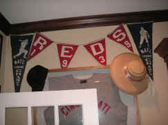 pict8571.jpg (161960 bytes)